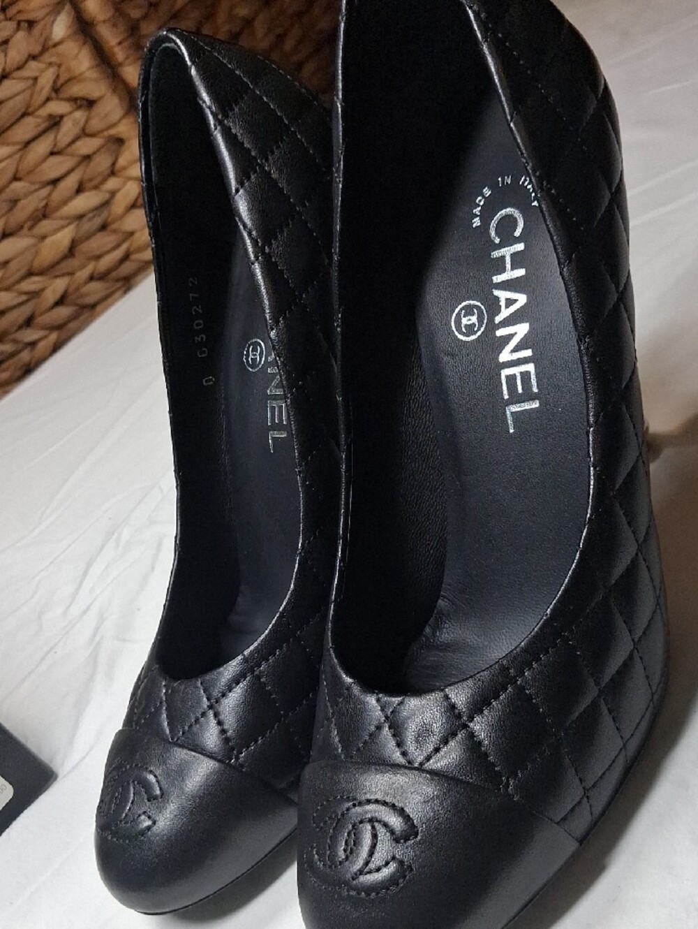 CHANEL Black Quilted Leather CC Cap-Toe Pumps - Picture 8 of 9